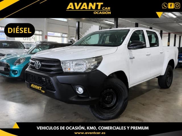 Toyota Hilux 2.4 D4D Cabina Doble GX 2019 en Avant Car · CEC