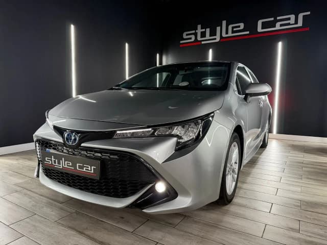 Toyota Corolla 1.8 125H ACTIVE TECH ECVT 2022 en Style Car Canarias · CEC