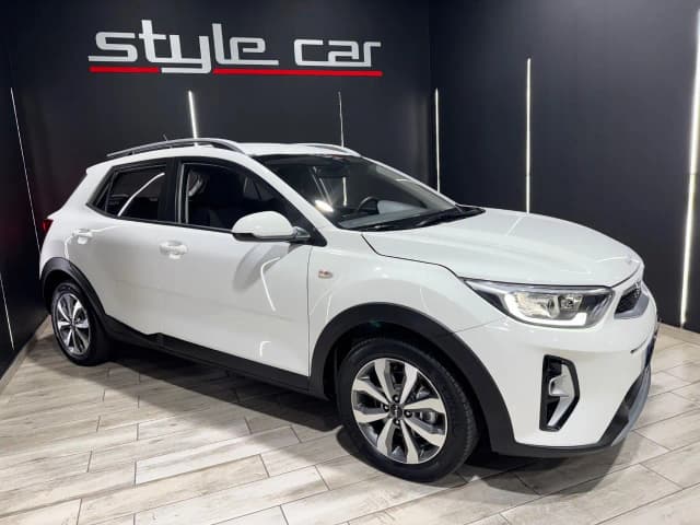 KIA Stonic 1.0 TGDi 74kW 100CV MHEV iMT Concept 2022 en Style Car Canarias · CEC