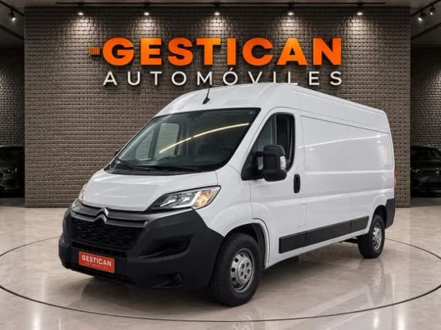 Citroën Jumper BlueHDi 103KW (140CV) Furgón 35L3H2 4 Puertas 2023 en Gestican · CEC