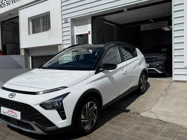 Hyundai Bayon 1.2 MPI Maxx 2023 en One Car Gestion Automoviles · CEC