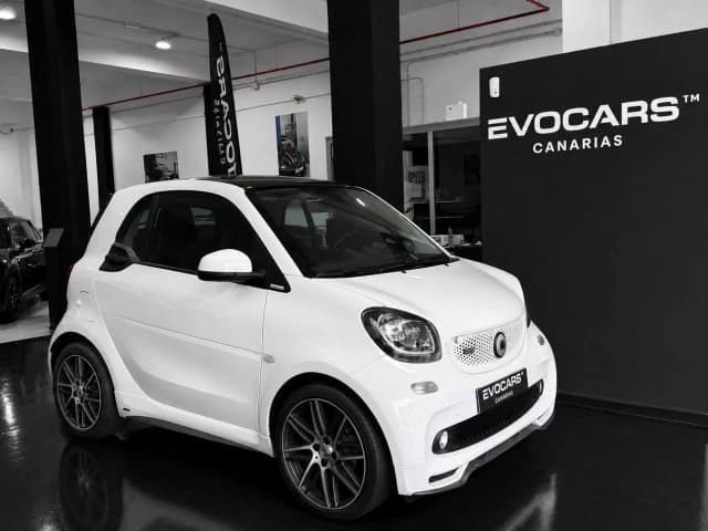 Smart fortwo 0.9 80kW 109CV BRABUS TWINAMIC SS 2018 en Evocars Canarias · CEC
