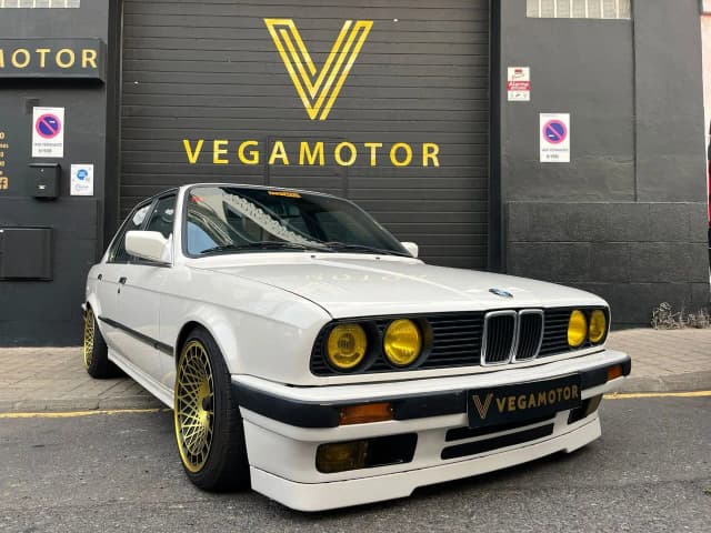 BMW Serie 3 320i 1990 en Vegamotor · CEC