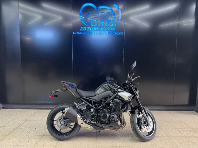Kawasaki Z 900 Performance 2025 en Gael Automoción · CEC