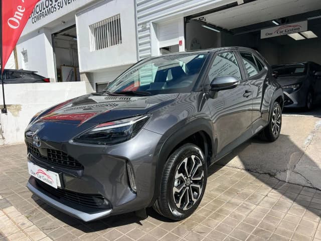 Toyota Yaris Cross 1.5 120H Style 2024 en One Car Gestion Automoviles · CEC