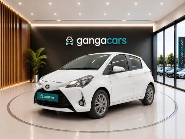 Toyota Yaris 1.5 Hybrid Active 2020 en Gangacars · CEC
