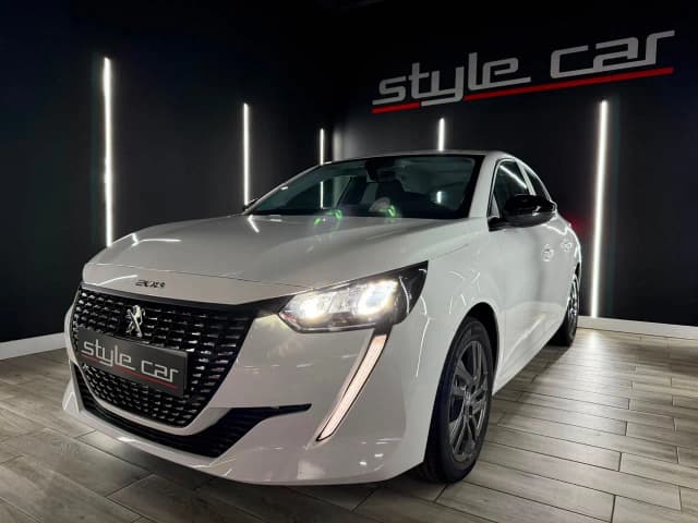Peugeot 208 BlueHDi 73kW 100CV Active Pack 2022 en Style Car Canarias · CEC