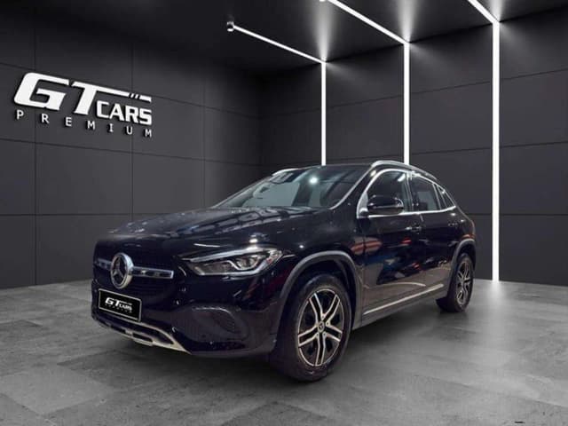 Mercedes-Benz GLA GLA 200 D 2023 en GT Cars · CEC