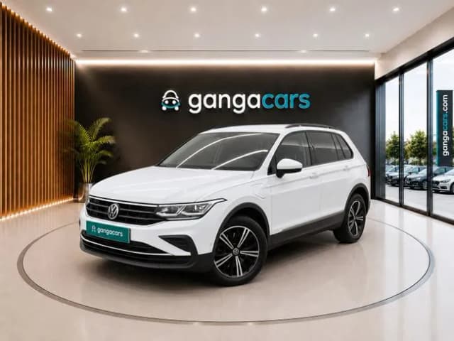Volkswagen Tiguan Life 1.4 TSI eHybrid 180kW (245CV) DSG 2024 en Gangacars · CEC