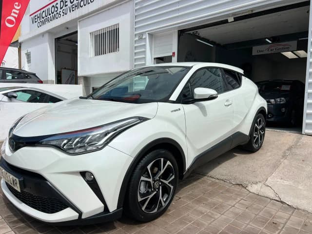 Toyota C-HR 2.0 180H Advance 2022 en One Car Gestion Automoviles · CEC