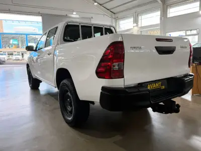 Toyota Hilux 2019 · foto 6