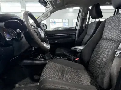 Toyota Hilux 2019 · foto 11