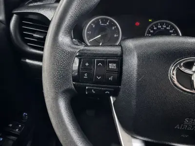 Toyota Hilux 2019 · foto 16