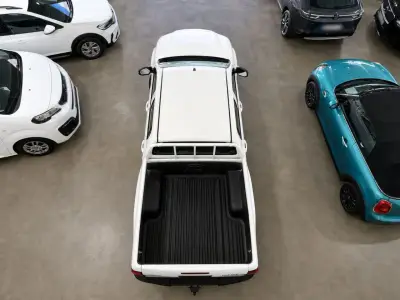 Toyota Hilux 2019 · foto 9