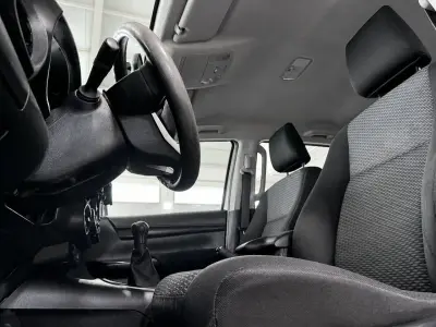 Toyota Hilux 2019 · foto 10