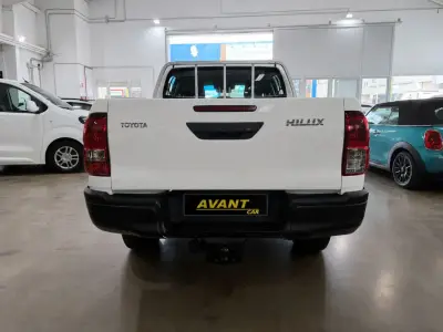 Toyota Hilux 2019 · foto 7