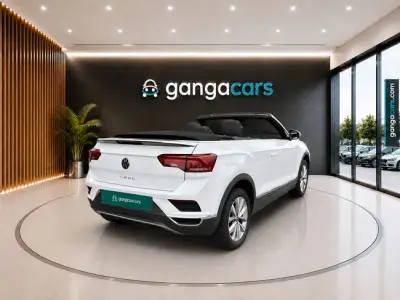 Volkswagen T-Roc 2021 · foto 3