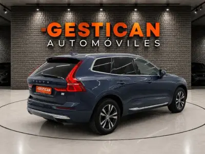 Volvo XC60 2023 · foto 7
