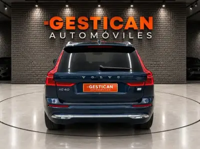 Volvo XC60 2023 · foto 6