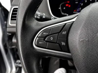 Renault Megane 2024 · foto 7