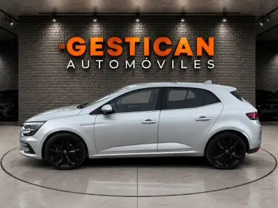 Renault Megane 2024 · foto 4