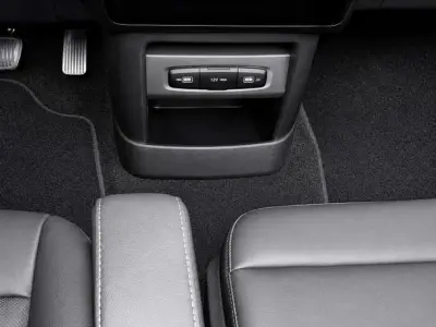 Hyundai Staria 2024 · foto 16