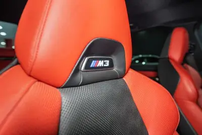 BMW M3 2023 · foto 11