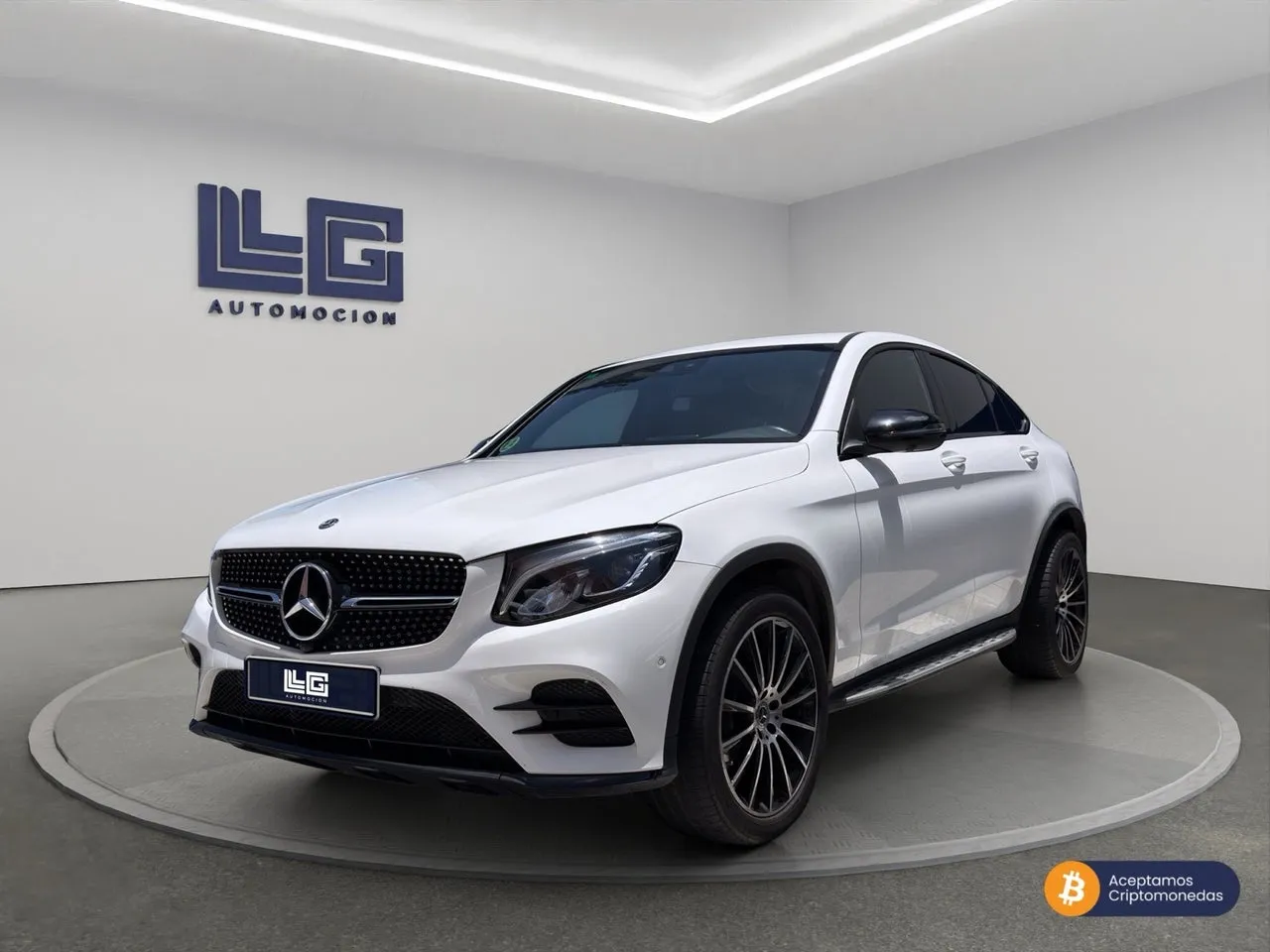 Mercedes-Benz GLC Coupe 2019 en 3 islas · CEC
