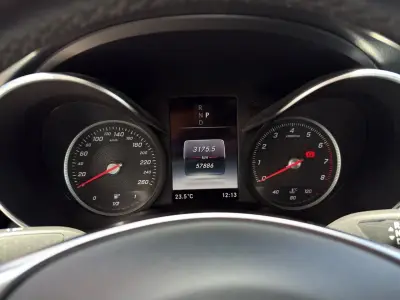 Mercedes-Benz GLC Coupe 2019 · foto 10