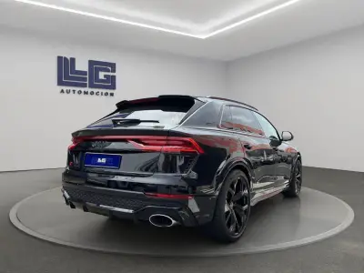 Audi RS Q8 2021 · foto 6