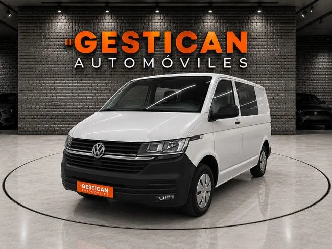 Volkswagen Transporter 2022 en 4 islas · CEC