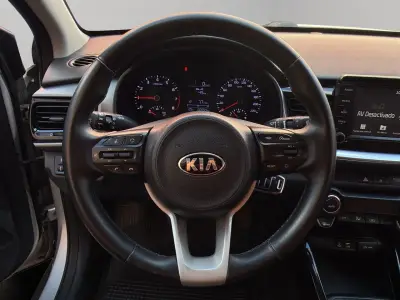 KIA Stonic 2020 · foto 13