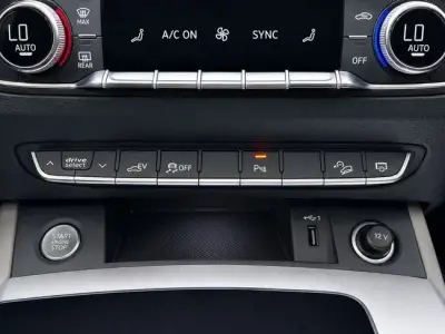 Audi Q5 2022 · foto 13