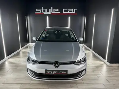 Volkswagen Golf 2021 · foto 2