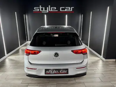 Volkswagen Golf 2021 · foto 3