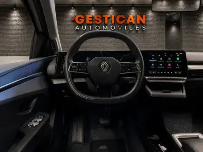 Renault Megane E-Tech 2023 · foto 8