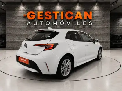 Toyota Corolla 2022 · foto 8