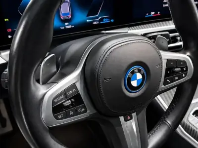 BMW Serie 3 2023 · foto 14