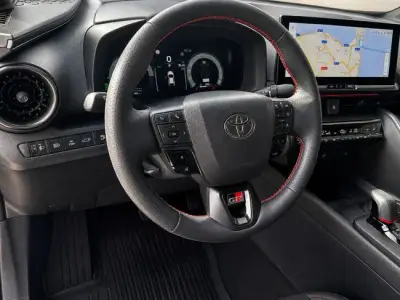 Toyota C-HR 2026 · foto 8