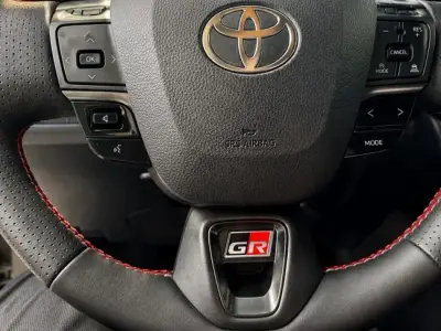 Toyota C-HR 2026 · foto 14