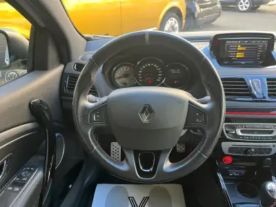 Renault Megane 2015 · foto 13