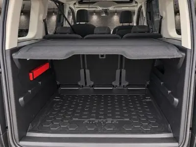 Peugeot Rifter 2019 · foto 19