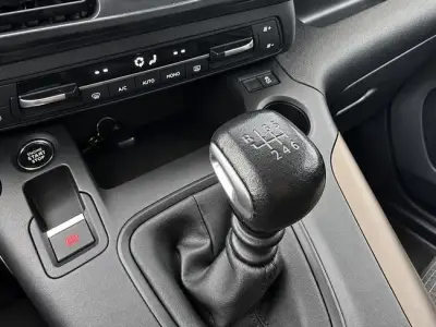 Peugeot Rifter 2019 · foto 14