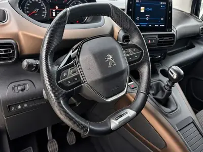 Peugeot Rifter 2019 · foto 10