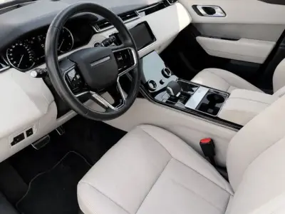 Land Rover Range Rover Velar 2023 · foto 8