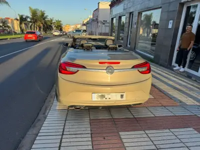 Opel Cabrio 2013 · foto 10