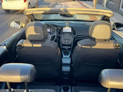 Opel Cabrio 2013 · foto 9