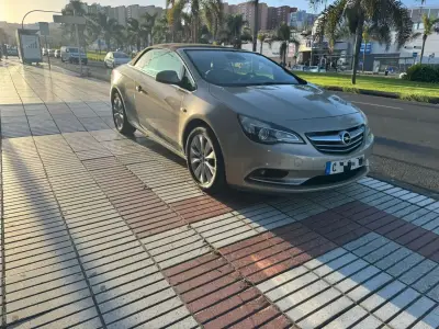 Opel Cabrio 2013 en Gran Canaria · CEC