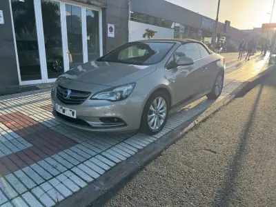 Opel Cabrio 2013 · foto 3