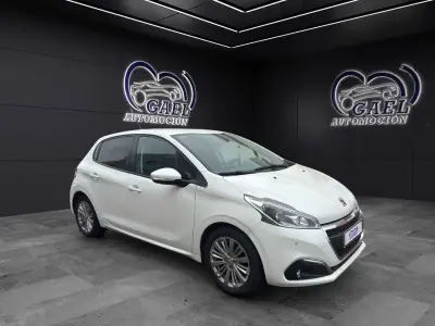 Peugeot 208 2018 en Gran Canaria · CEC